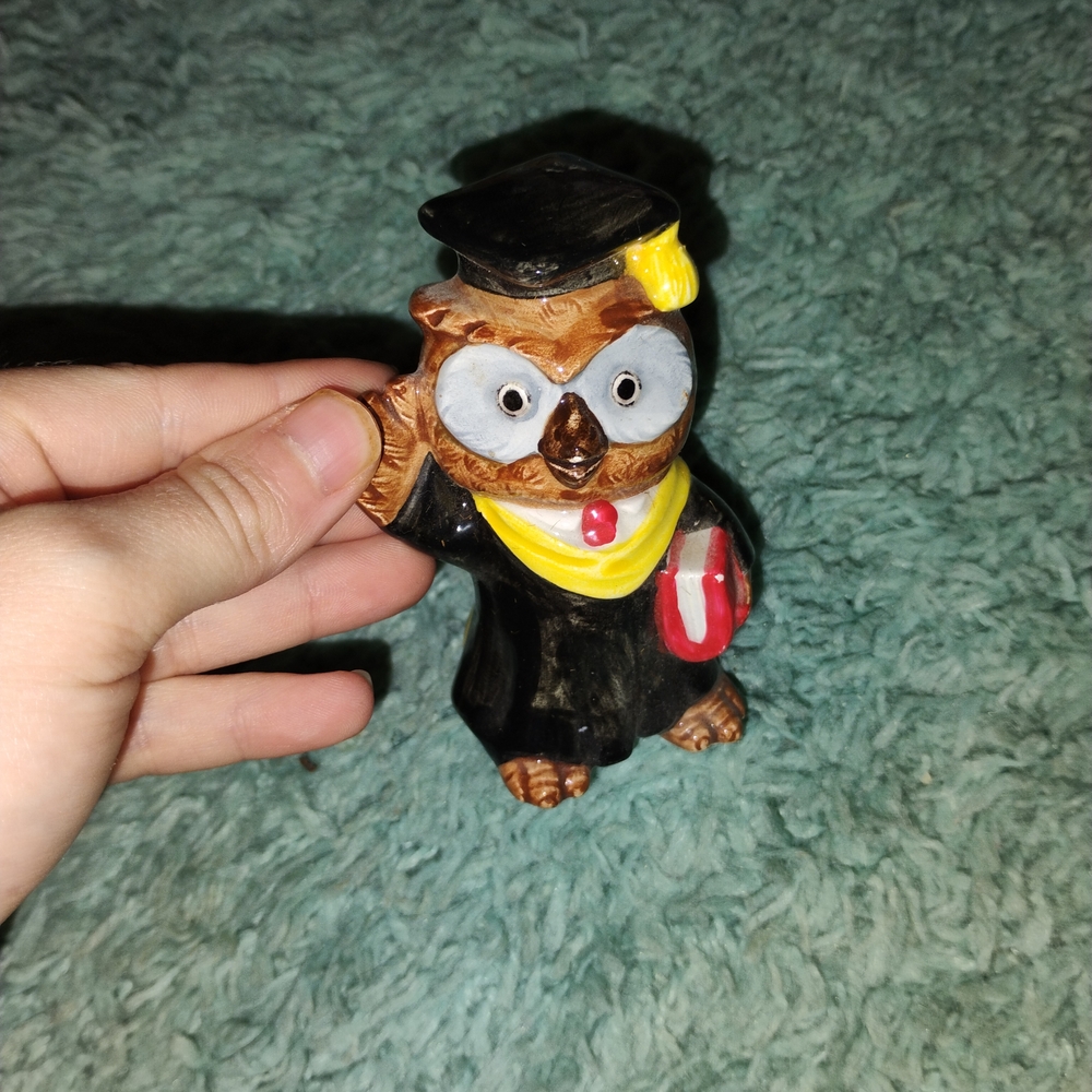 Graduation Owl Figurine